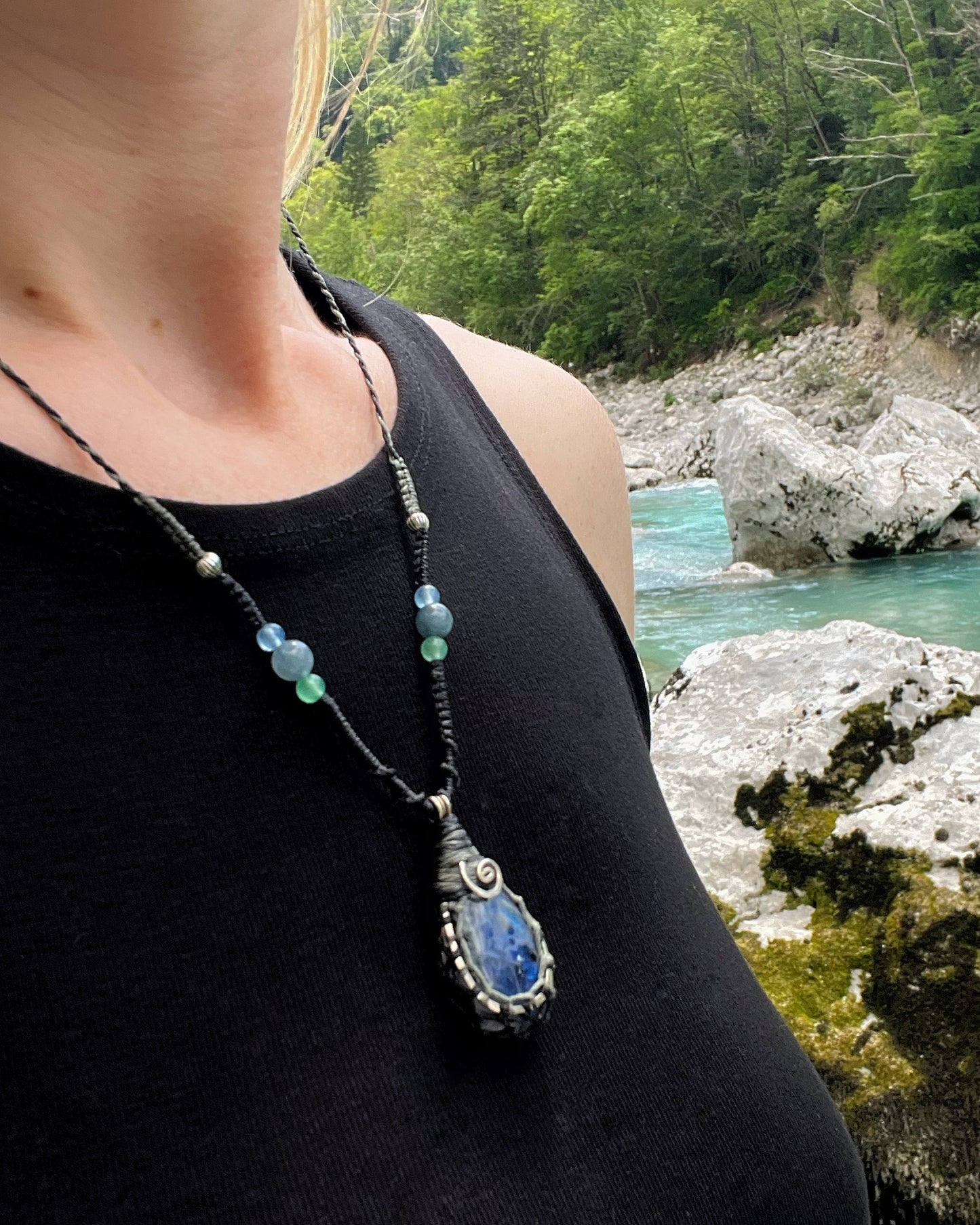 Ozeanblaue Mondstein Kette